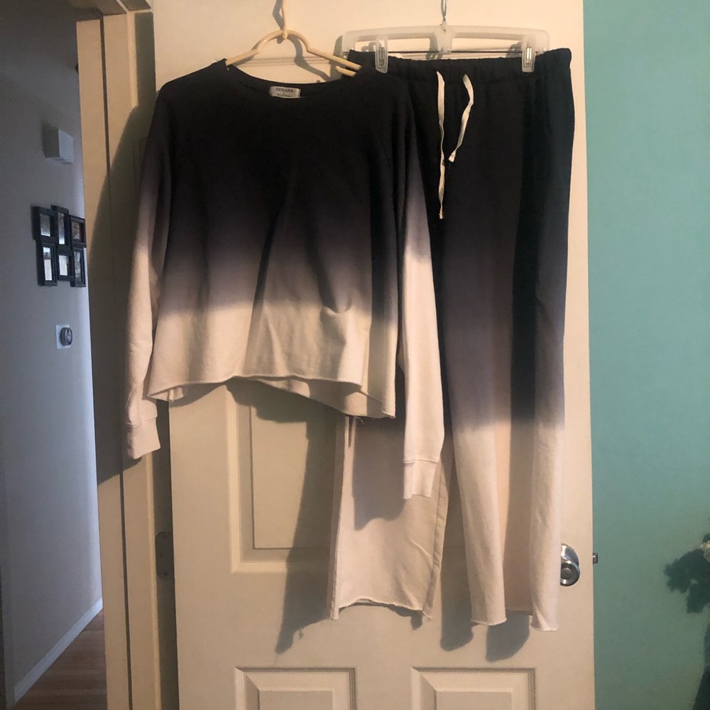 Super cozy brand new matching lounge set